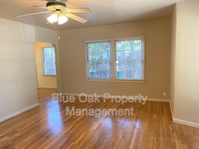 Building Photo - 337 W 1st Ave