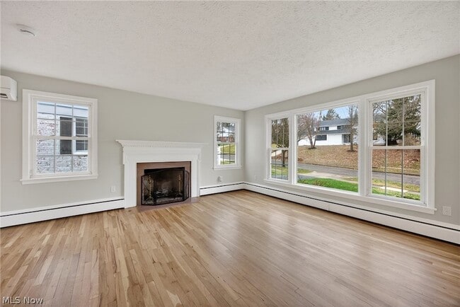 Building Photo - 20945 Halworth Rd