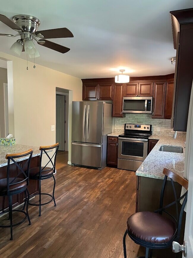 Building Photo - 18511 Wild Horse Creek Rd