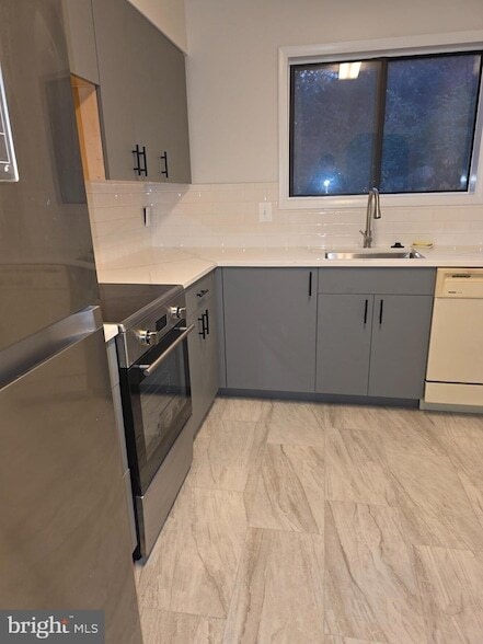 Building Photo - 206 Skyhill Rd