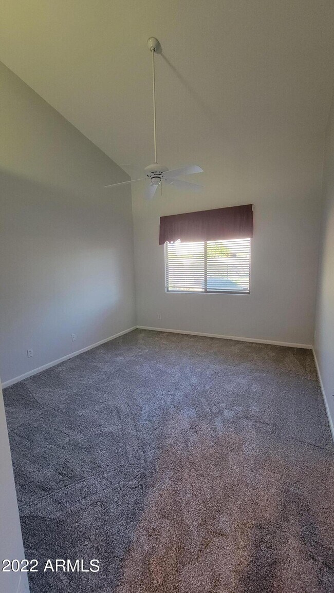 Building Photo - 6508 E Claire Dr