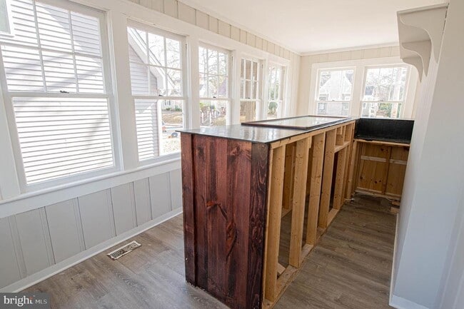 Building Photo - 417 Winder St