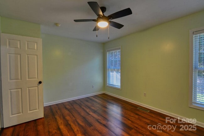 Building Photo - 34 East St