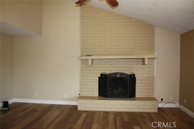 Building Photo - 16540 Wagon Wheel Dr