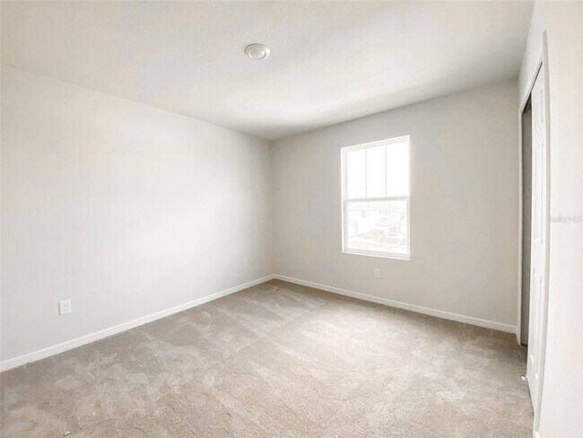 Building Photo - 1564 Aspen Ave