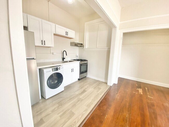 Interior Photo - Buena Vista