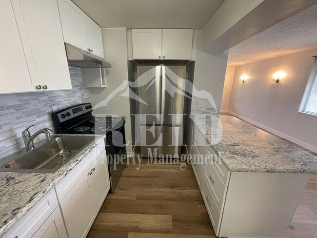 Building Photo - East Bremerton Rambler - 3 Bed 1 Bath with Garage and Carport Parking