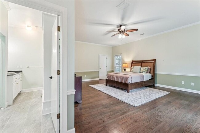 Building Photo - 511 Pine Valley Rd SE