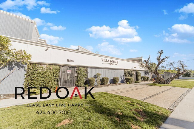 Building Photo - 18545 Clark St