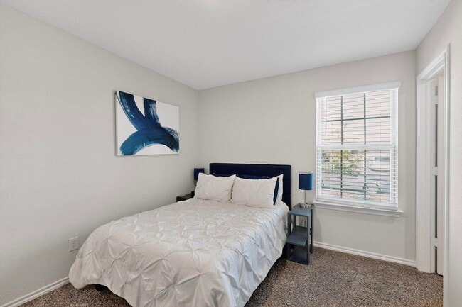 Building Photo - 4210 Showboat Ln