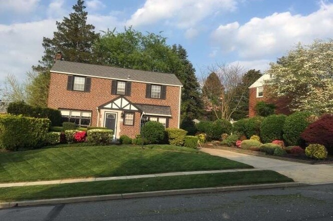 Building Photo - 517 Maple Hill Rd