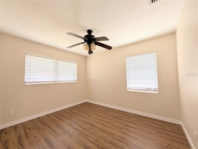 Building Photo - 1708 Bayshore Gardens Pkwy