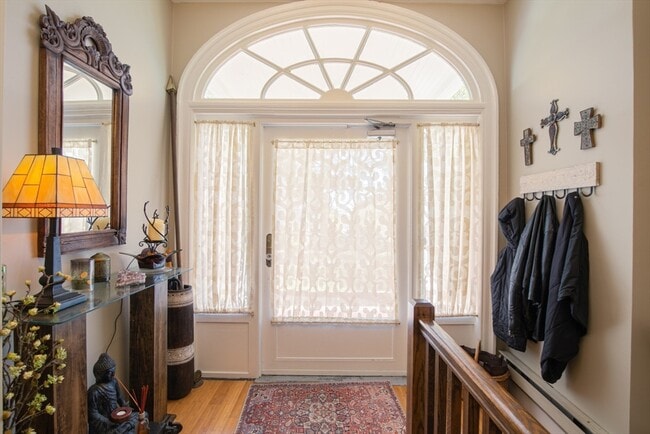 Building Photo - 1401 Great Pond Rd