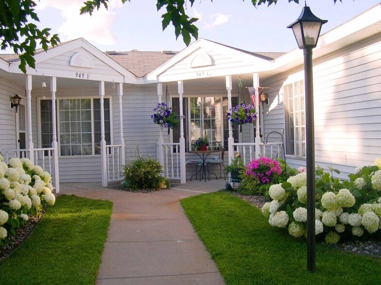 Cottages Of Vadnais Heights, Vadnais Heights, Minnesota - Cottages of Vadnais Heights