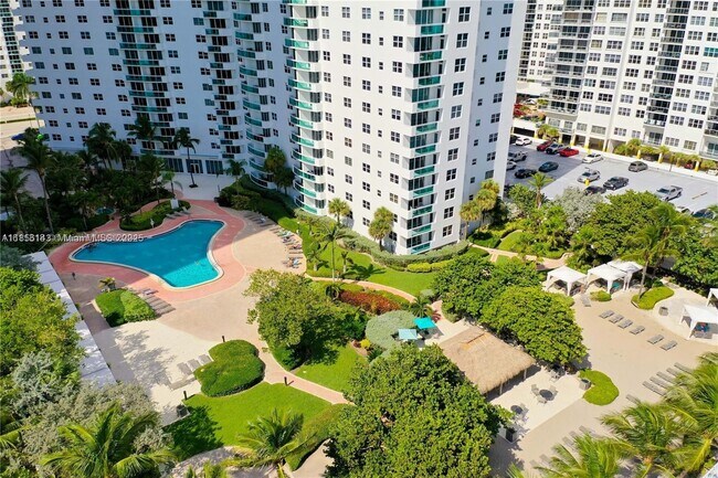 Building Photo - 3001 S Ocean Dr