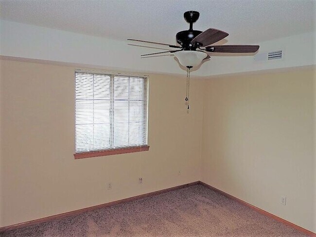 Building Photo - $1,300 | 2 Bedroom, 1 Bathroom Condo | No Pets* | Available for August 1st, 2026 Move In!