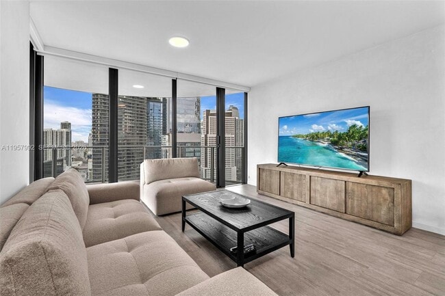 Building Photo - 1000 Brickell Plaza