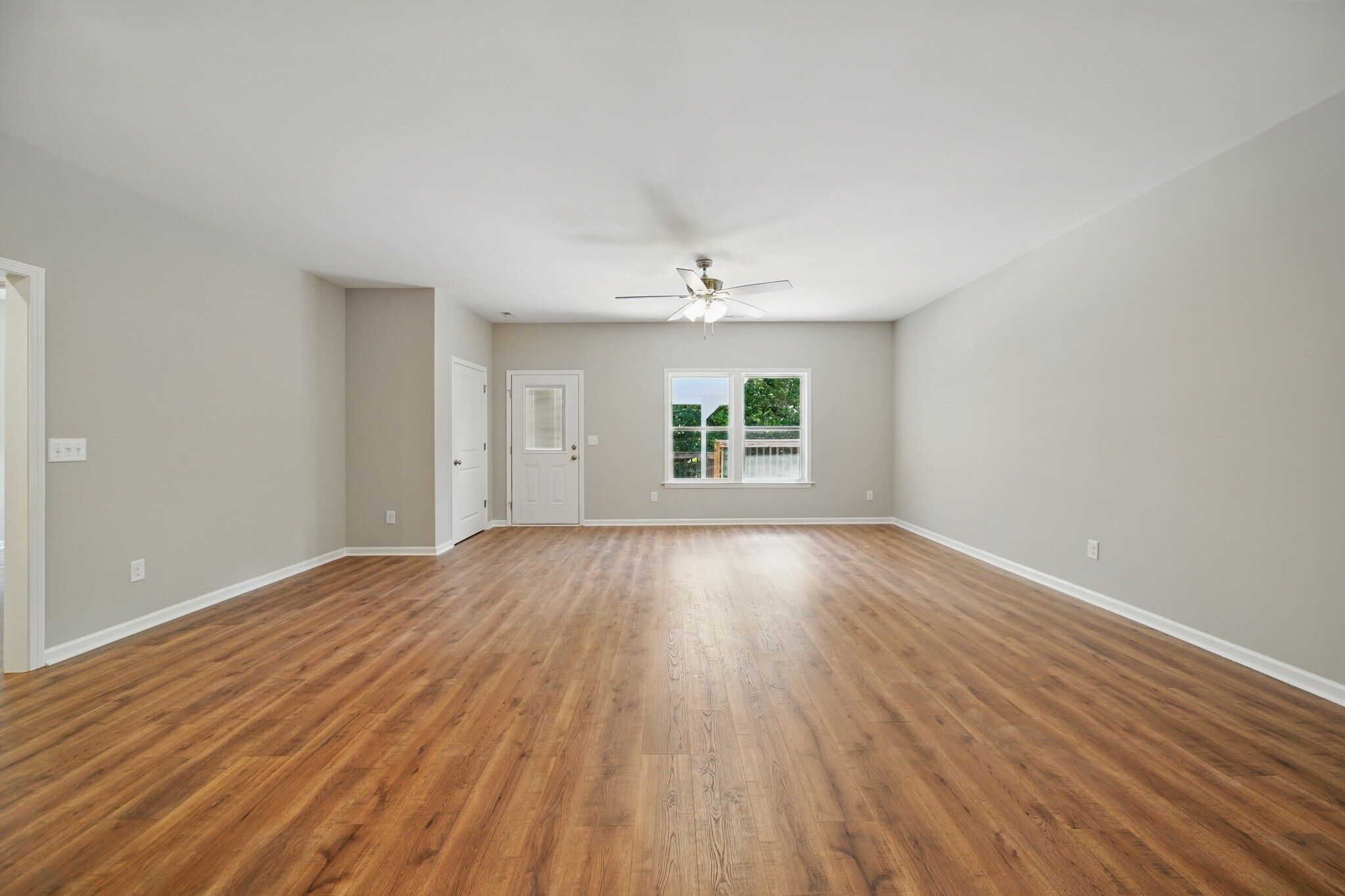 living room - 216 Legion Dr