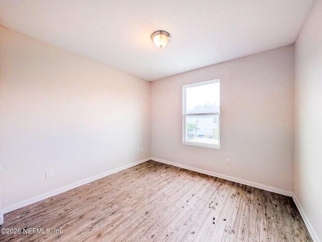 Building Photo - 8441 McGirts Village Ln