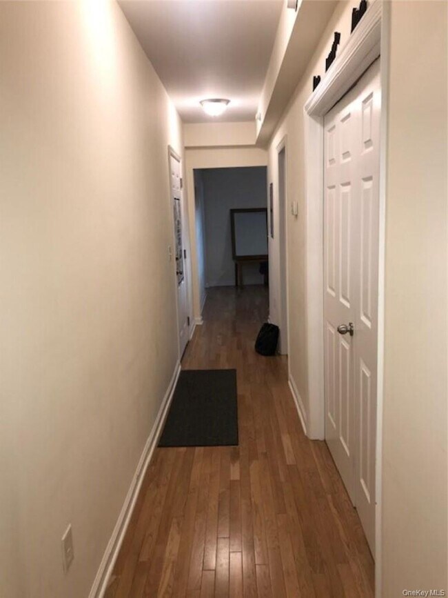 Building Photo - 165-167 E Main St