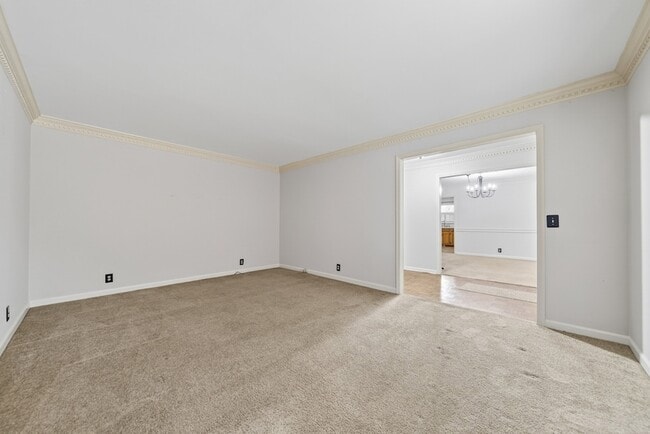 Building Photo - 144 Choctaw Dr