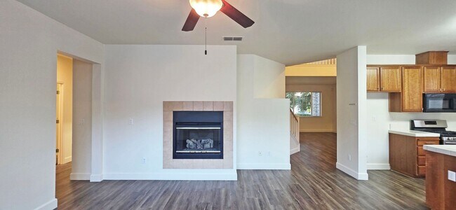 Building Photo - 1498 Cedarbrook Rd
