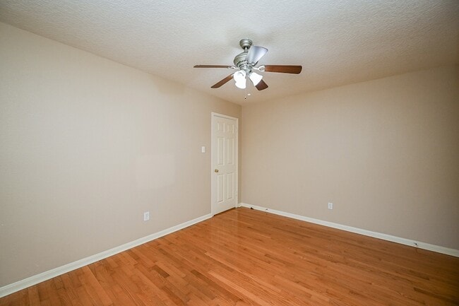 Building Photo - 1335 Remington Crest Dr
