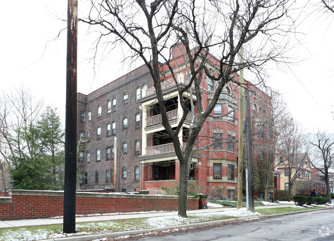 Building Photo - Hessler Road Apartments