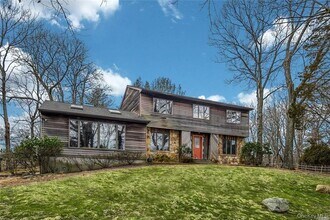 Building Photo - 36 Bevin Rd