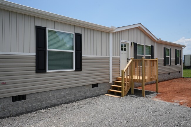 Building Photo - 1812 S Odell Rd