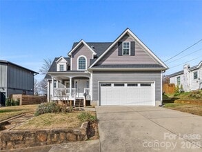 Building Photo - 14 Hildebrand St