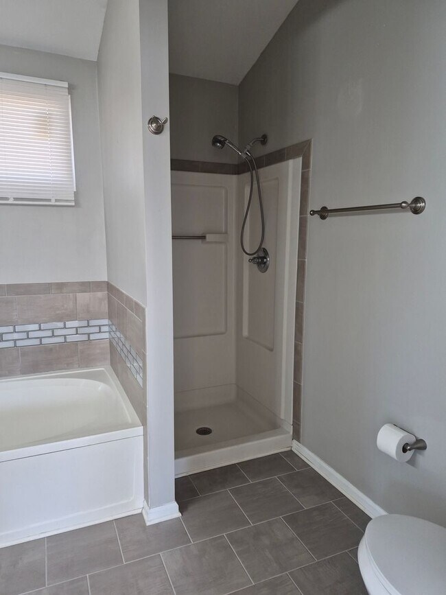 Building Photo - Landstown