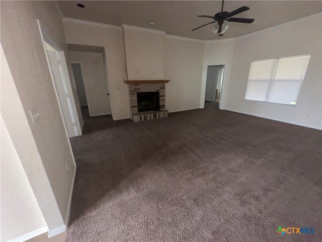 Building Photo - 700 Aries Ave