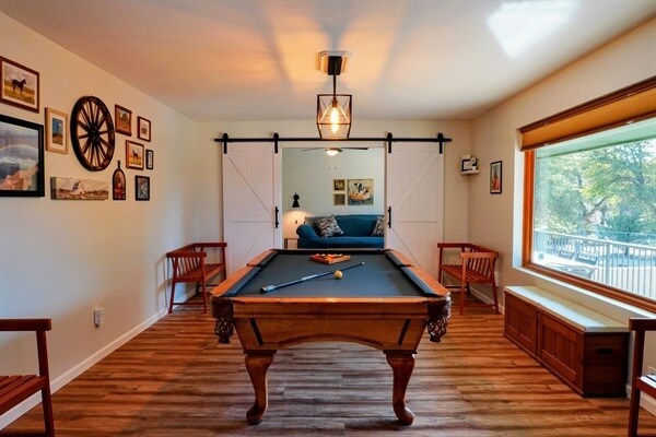 Building Photo - 7265 N Bridle Path