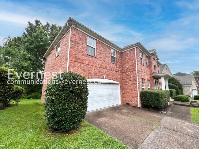 Building Photo - 4-Bed/2.5-Bath/ Home with Attached Garage and Large Yard/Available Now!