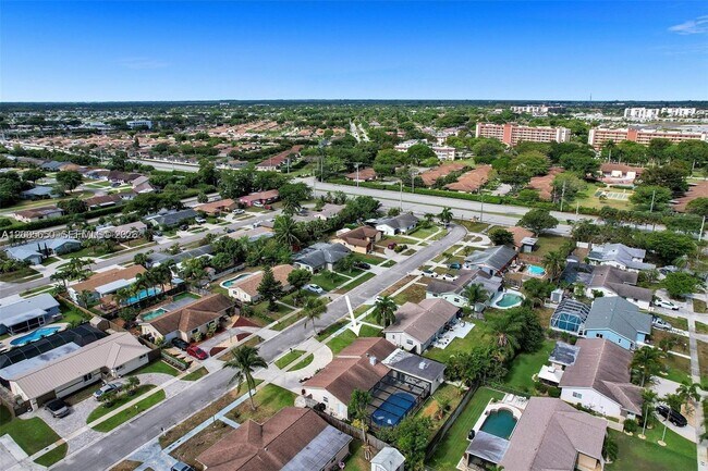 Building Photo - 6549 Sleepy Willow Way