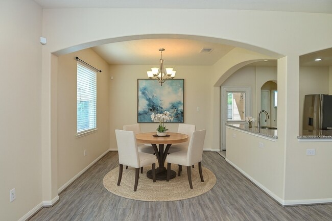 Building Photo - 14511 Roaring Fork Ln