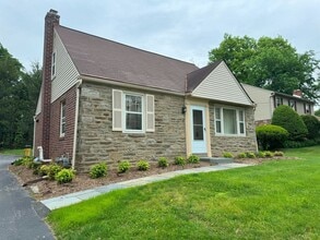 Building Photo - 1549 County Line Rd