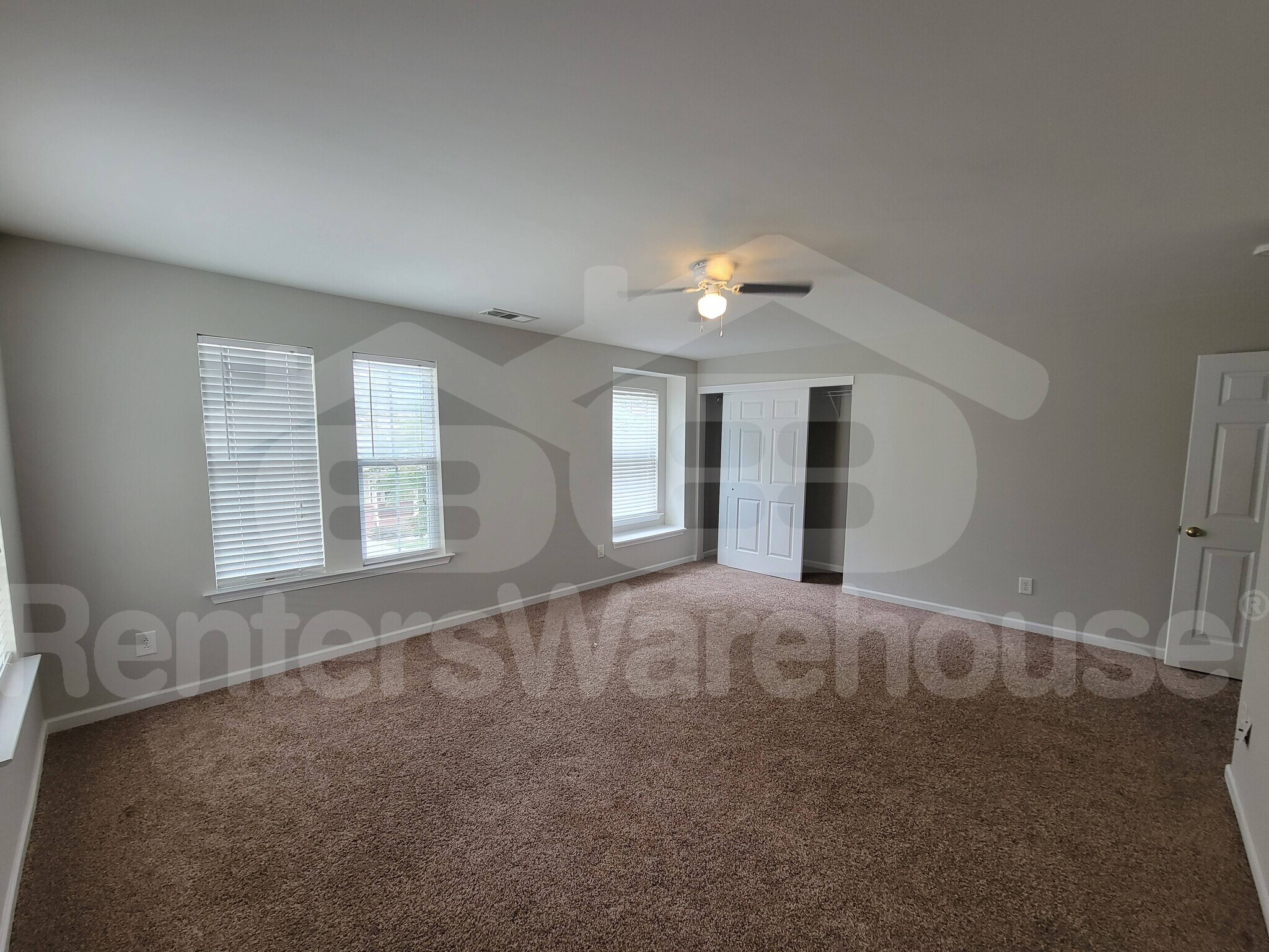 Building Photo - 6198 Park Leaf Walk