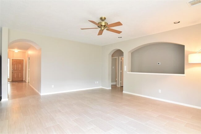 Building Photo - 21611 Oakbridge Park Ln