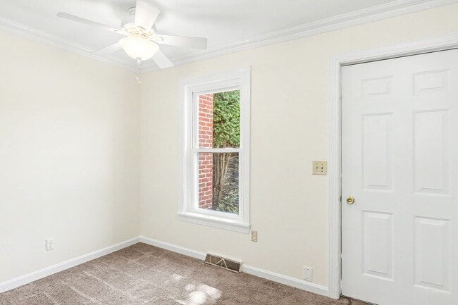 Building Photo - Two bedroom, one bathroom interior townhome in Mechanicsburg near Lisburn Rd.