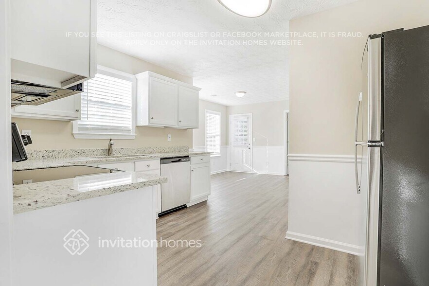 Building Photo - 140 Oak Hill Dr