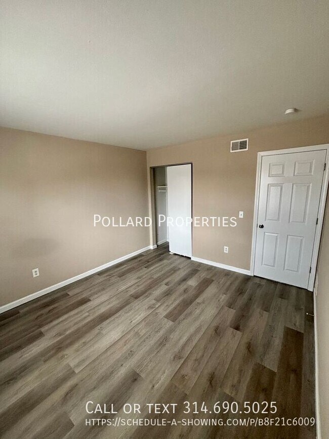 Building Photo - 13 Westwood Village