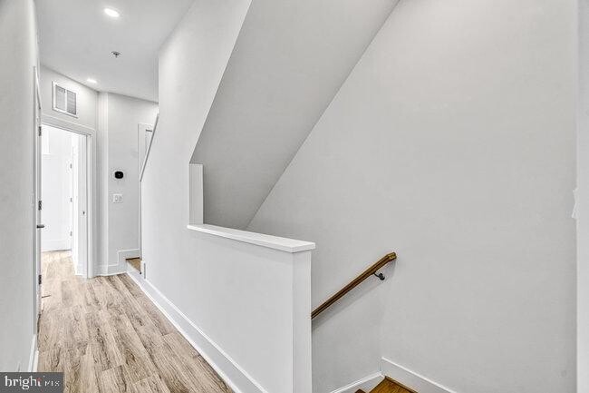 Building Photo - 11236 Bunsen St