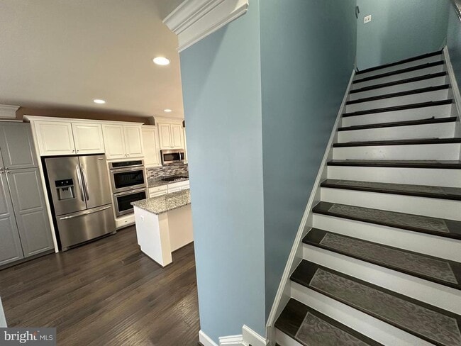 Building Photo - 3697 Ambrose Hills Rd