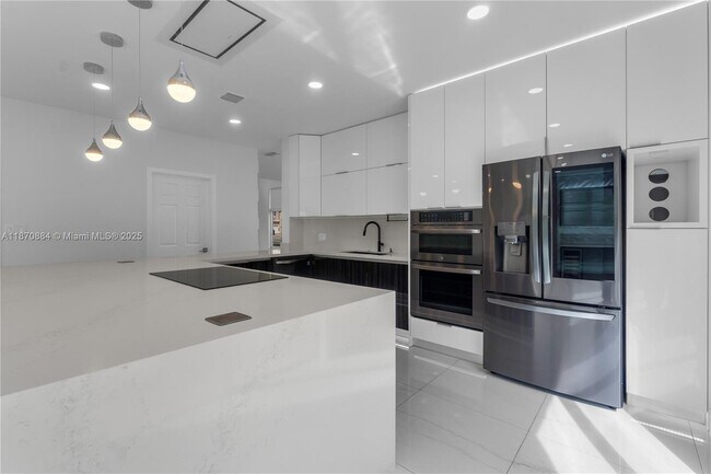 Building Photo - 11230 NW 59th Terrace