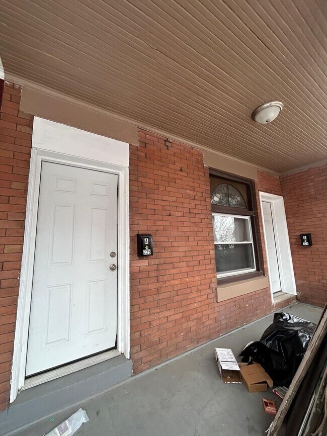 Building Photo - 225 S 62nd St