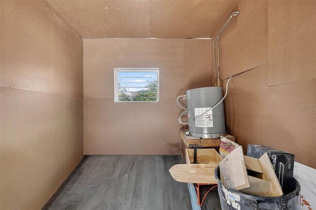 Building Photo - 4505 Cottonwood Dr