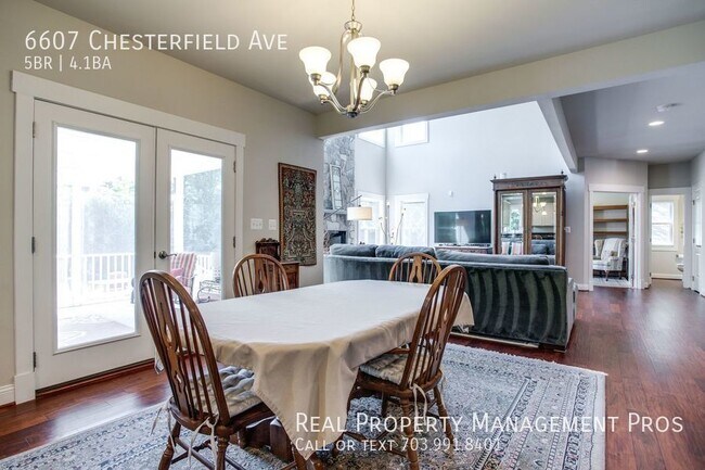 Building Photo - 6607 Chesterfield Ave
