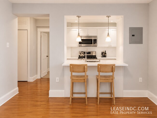 Building Photo - 2410 20th St NW